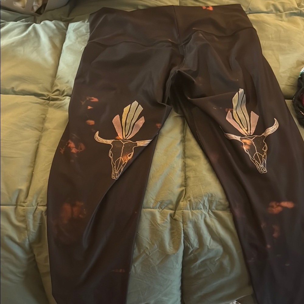 Teeki Black Leggings with Skull and Feather Design